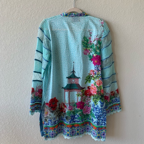 Pakistani Designer Threads and Motifs Suit - Picture 3 of 5